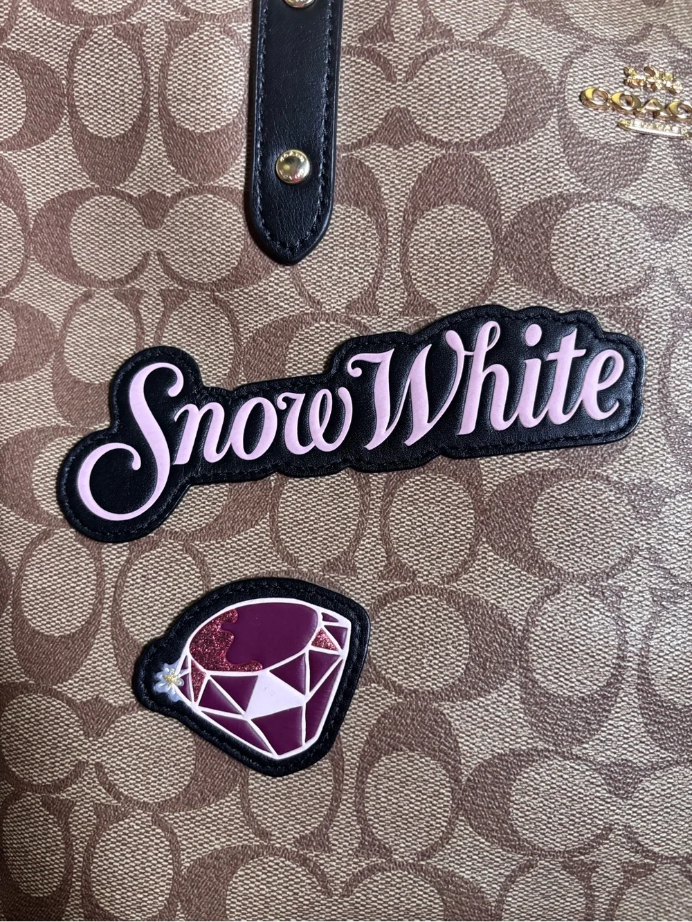 Coach x Disney Snow White City Zip Tote LIMITED EDITION - Picture 9 of 12